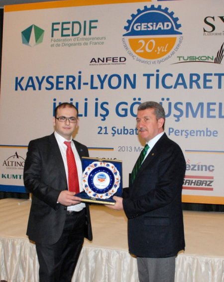 'Avrupa'dan bakınca Türkiye nefes alınacak ülke olarak görünüyor'