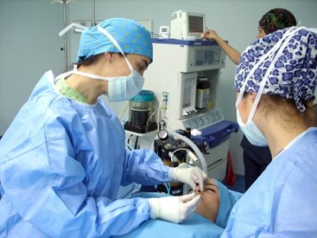 Avrupalı estetik operasyonlar için Türkiye’ye geliyor