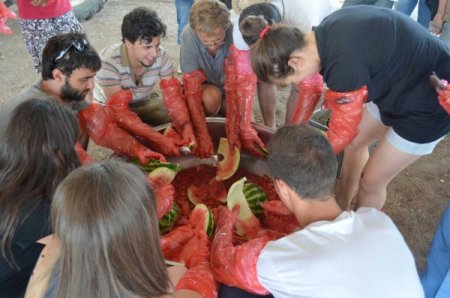 Avrupalı Gençler, 'Kansersiz Köy'de Yaşam Dersi Alıyor