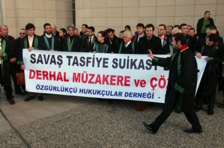 Avukatlardan diyalog sürecine destek