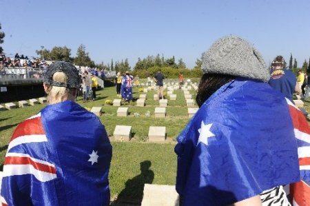 Avustralya ve Yeni Zelanda anıtlarında anma tören düzenlendi
