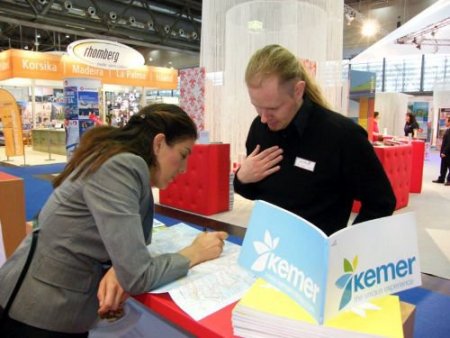 Avusturya'daki Turizm Fuarında Kemer Standına Yoğun İlgi