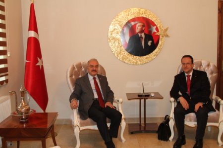 Avusturyalı heyet Ergan Dağı Kayak Tesisi'ni gezdi