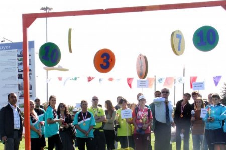 Ayakkabı Fırlatma Oyunları’nda şampiyon Atakum Belediyesi oldu