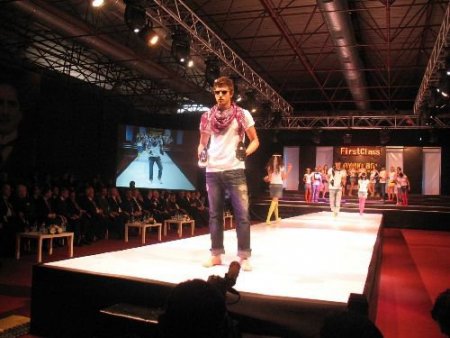 Ayakkabı-yaz 2010 İzmir'de Açıldı