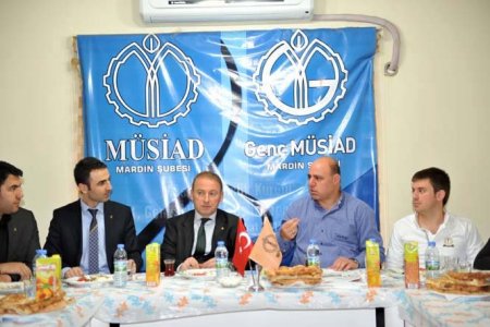 Ayanoğlu: 60 yaşındaki altyapı şebekesini değiştirmek bize nasip oldu