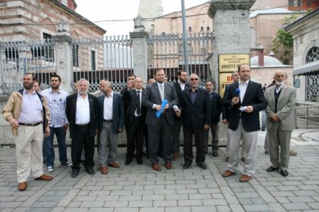 Ayasofya'da "İbadete Açılsın" Açıklaması