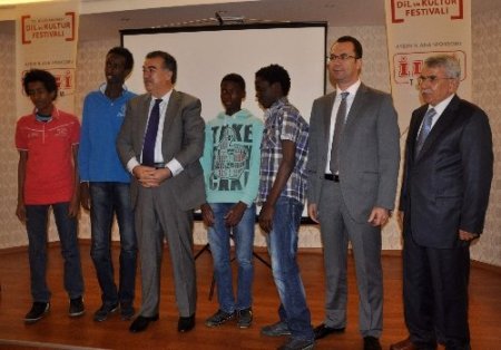 Aydın, Türkçe'nin çocuklarını 40 bin kişiyle alkışlamaya hazırlanıyor