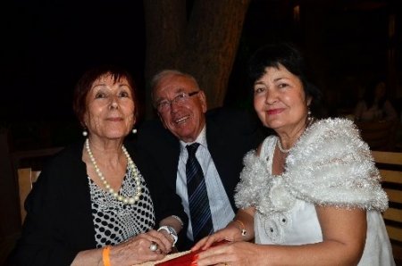 Aydın Lisesi mezunları Kuşadası’nda buluştu