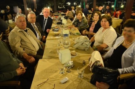 Aydın Lisesi mezunları Kuşadası’nda buluştu