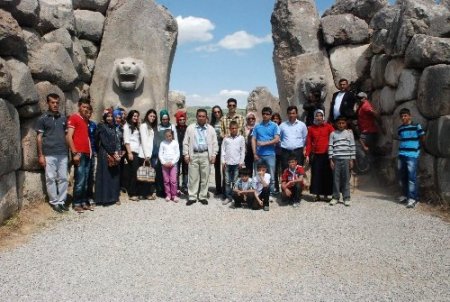 Aydıncık Kaymakamlığı Hami-Yet çocuklarına gezi düzenledi