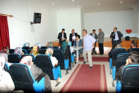 Aydıncık'ta okullarda çalışacak 7 kişi kura ile belirlendi