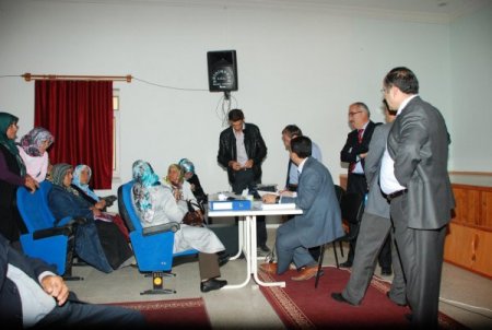 Aydıncık'ta okullarda çalışacak 7 kişi kura ile belirlendi