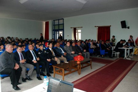 Aydıncık'ta ortaokul ve liseler arası bilgi yarışması