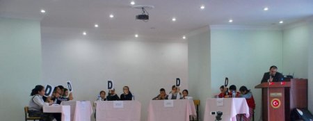 Aydıncık'ta ortaokul ve liseler arası bilgi yarışması