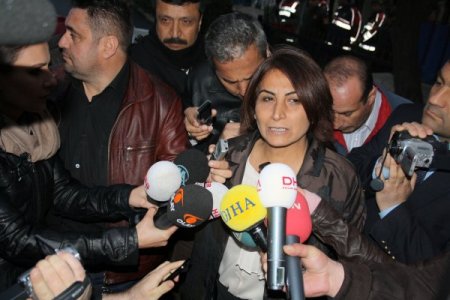 Aysel Tuğluk:öcalan, Ysk'nın Veto Sürecini Müzakerelere Darbe Olarak Görüyor