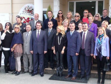 Ayvansaray Çocuk ve Gençlik Merkezi açıldı