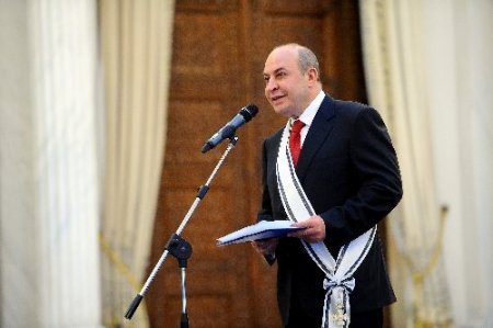 Azerbaycan Büyükelçisi Eldar Hasanov, cumhurbaşkanlığı ödülü ile veda etti