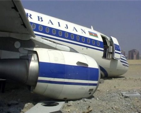 Azerbaycan Havayolları Uçağı, 'sabıkalı Pist'ten Çıktı