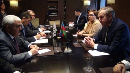 Azerbaycan petrol şirketi, İngiltere ile ilişkileri geliştirmek istiyor