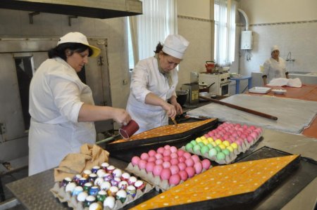 Azerbaycan'da 20 bin kişilik Nevruz baklavası hazırlanıyor