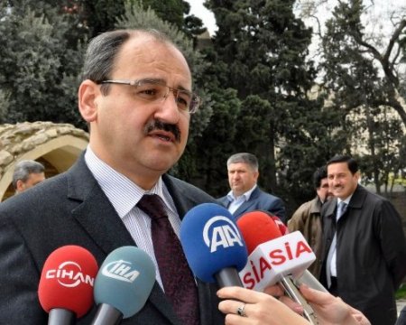 Azerbaycan'da ''Bakuvi yılı'' etkinliklerle başladı