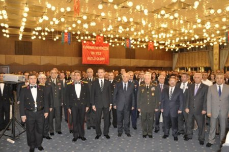 Azerbaycan’da Cumhuriyet coşkusu