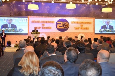 Azerbaycan’daki Türk okullarının 20’ci yıl coşkusu