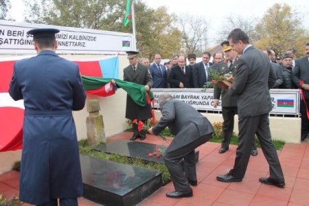 Azerbaycan’ın Guba şehrinde Türk Şehitliği açıldı