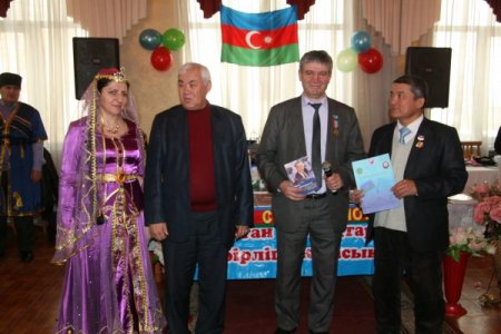 Azerbaycanlılar 'Dayanışma Günü' kutlandı