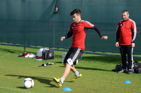 Azeri futbol takımı Qarabagh antrenmanlarını Antalya’da yapıyor