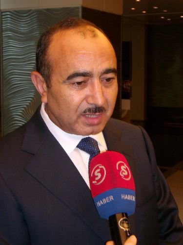 'azeri Gazının Yüzde 50'sini Nabucco'ya Ayırmaya Hazırız'