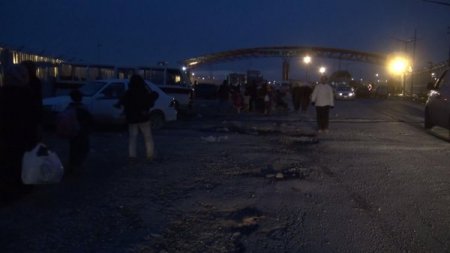 Azez'de patlamalar: 1 cami ile 5 ev yıkıldı