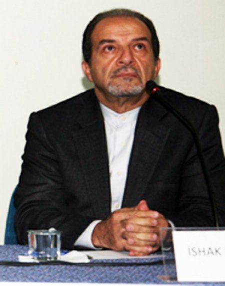 Aziz Ohannes Kilisesi Pederi: Din adamları vaaz ettiklerini yaşayamıyor