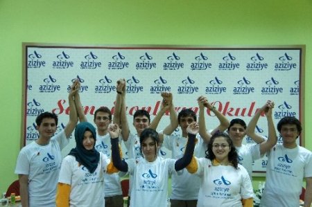 Aziziye Fen Lisesi, YGS'de birinciliği kaptırmadı