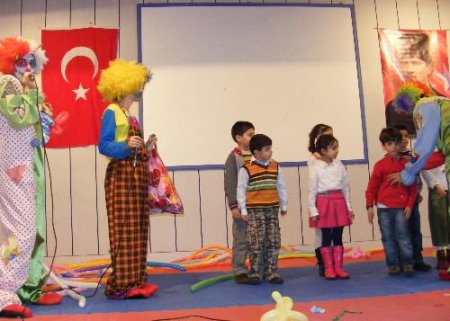 Aziziyeli Minikler Okuma Yazma Öğrenmenin Sevincini Yaşadı