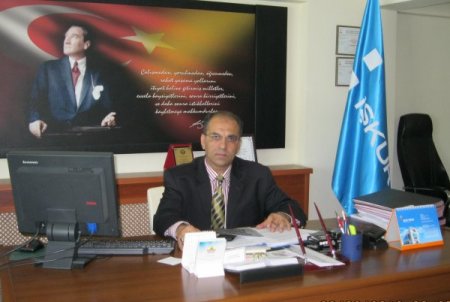 Azmiyle müdür müdür oldu, başarısıyla kitaba girdi