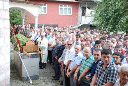 Baba Başol, dualarla son yolculuğuna uğurlandı