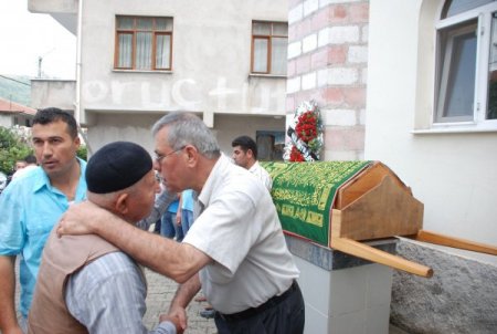 Baba Başol, dualarla son yolculuğuna uğurlandı