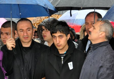 Baba kurşunuyla öldürülen anneye hüzünlü veda