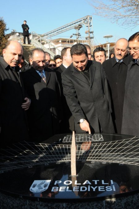 Babacan, Polatlı'da park açılışı yaptı