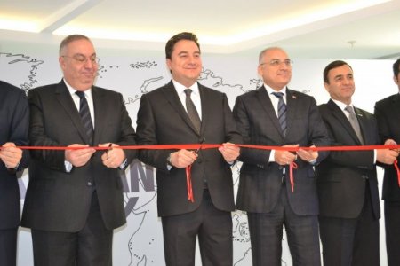 Babacan: 2013 için konulan yüzde 4 büyüme hedefi aşılabilir