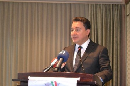 Babacan: Bu sene yüzde 4, gelecek sene yüzde 5 büyüyeceğiz