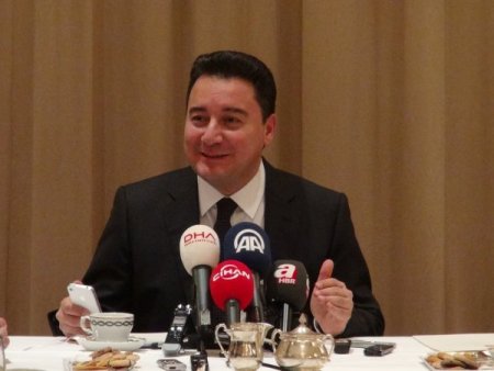 Babacan: Derecelendirme kuruluşları Türkiye’nin gerisinden geliyor