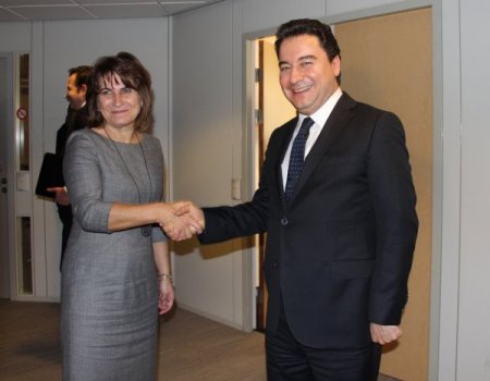 Babacan: Hollanda ile güvenlik ve terör meselesinin istişaresini yaptık