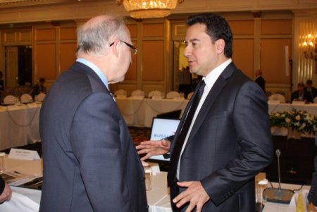 Babacan: Türkiye’nin ekonomik başarısı dünyada örnek gösteriliyor