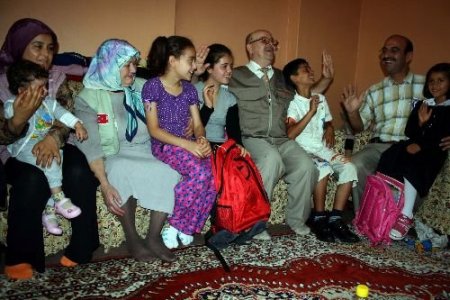 Babanın Terk Ettiği Aileye Kimse Yok Mu Sahip Çıktı