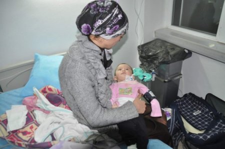 Babasından şiddet gördüğü iddia edilen 7 aylık bebek yoğun bakımda