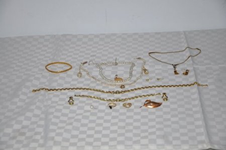 Babasının Evinden Çalıp 25 Tl'ye Sattığı Sobadan 15 Bin Tl'lik Altın Çıktı