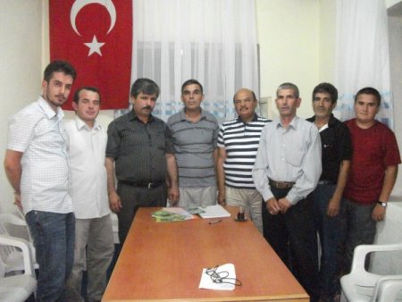 Badem Üzüm Ve Elmaya Alternatif Oldu